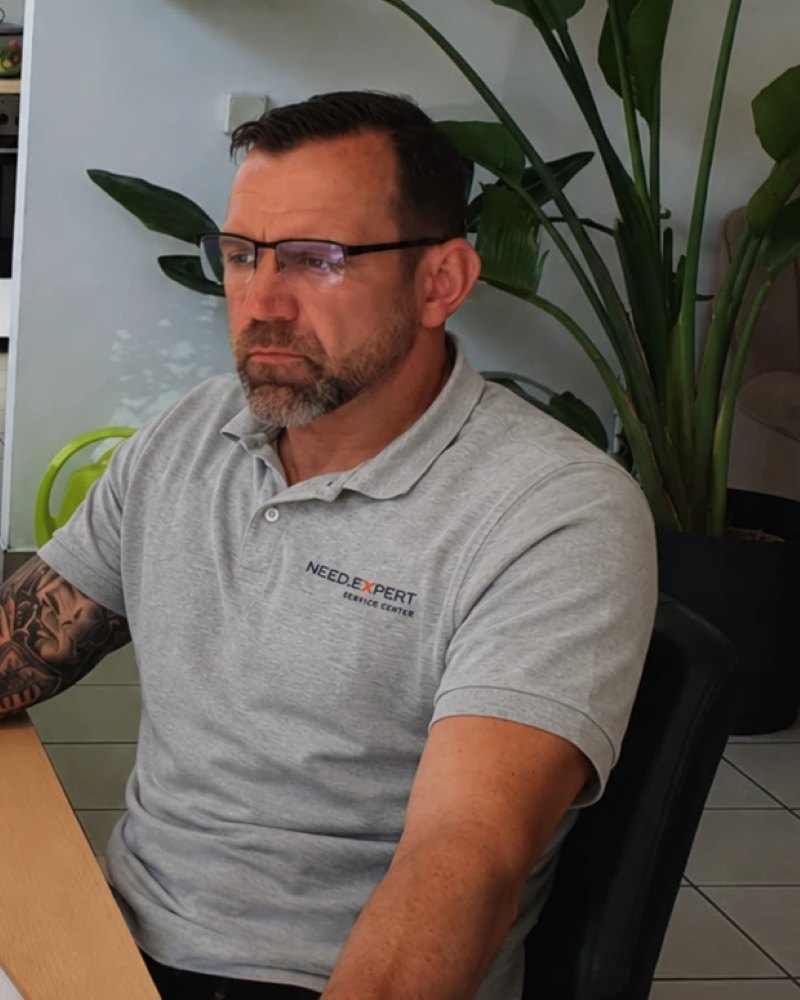 Porträt von Falk Dürrenfeld, Leiter des Geschäftsbereichs Real Estate Services